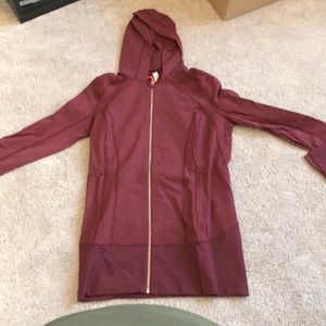 Women’s lulu lemon sweatshirt